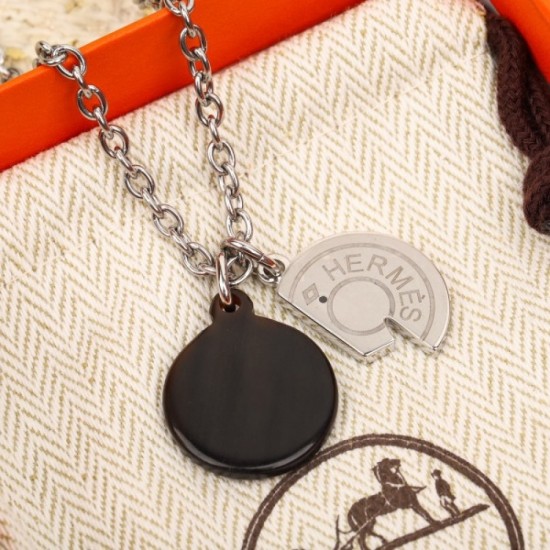 Style necklace 2023SS HERMES Hermes that fits hot midsummer Style necklace 2023SS HERMES Hermes that fits hot midsummer